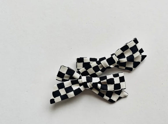 Black & White Checkered Pigtail Bows