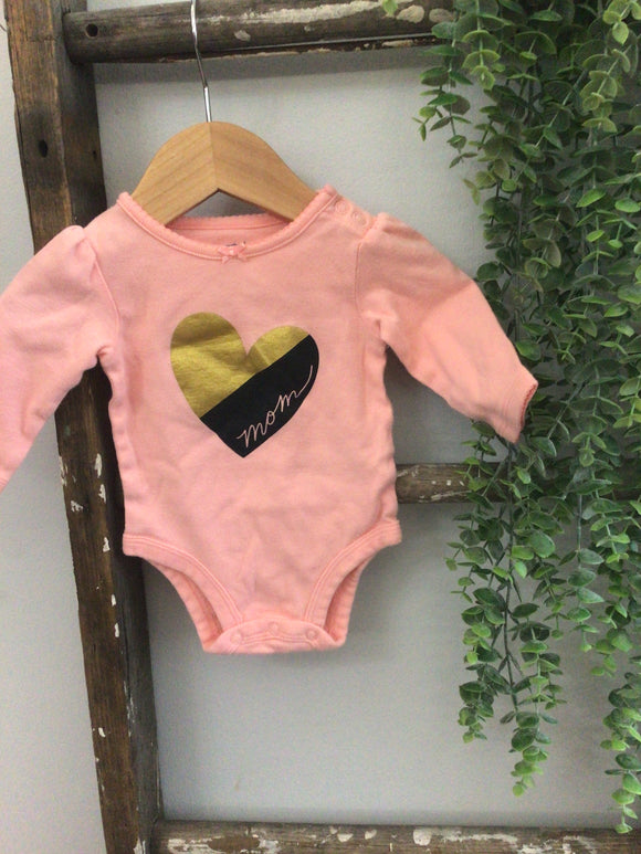 Pink heart mom onesie-3M