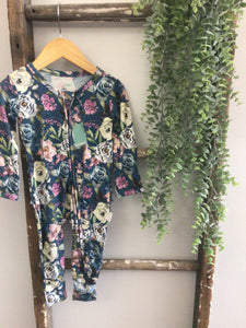 NWT Gigi and Max navy floral sleeper-12M