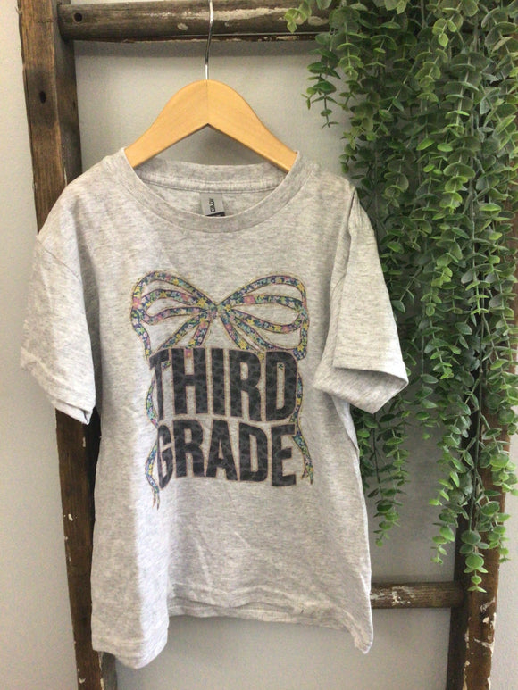 Third grade tee-S