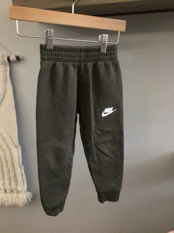 Nike Forest Green Jogger 3T