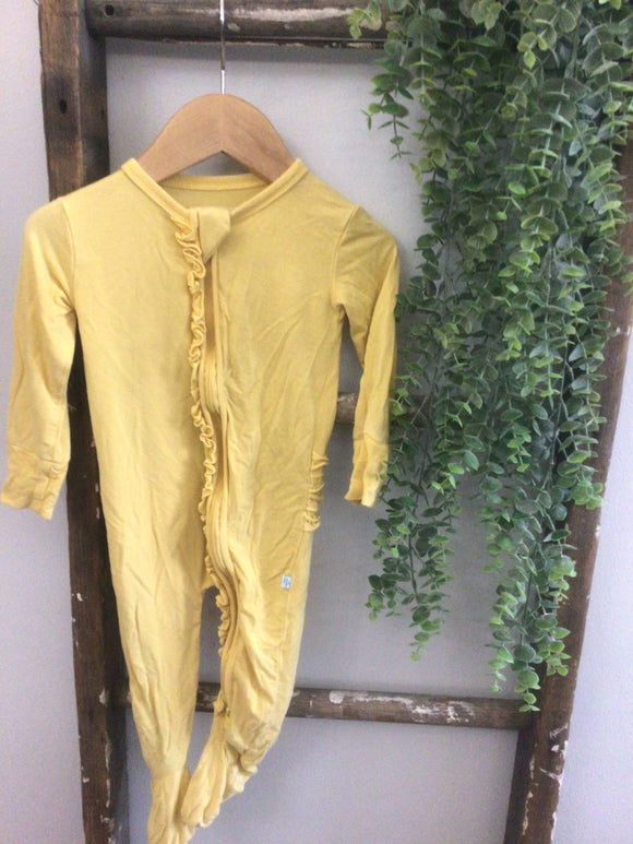 Posh Peanut yellow ruffle sleeper-12/18M