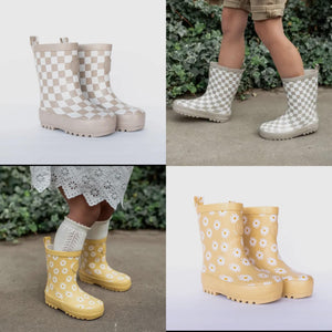 Daisy rain boots