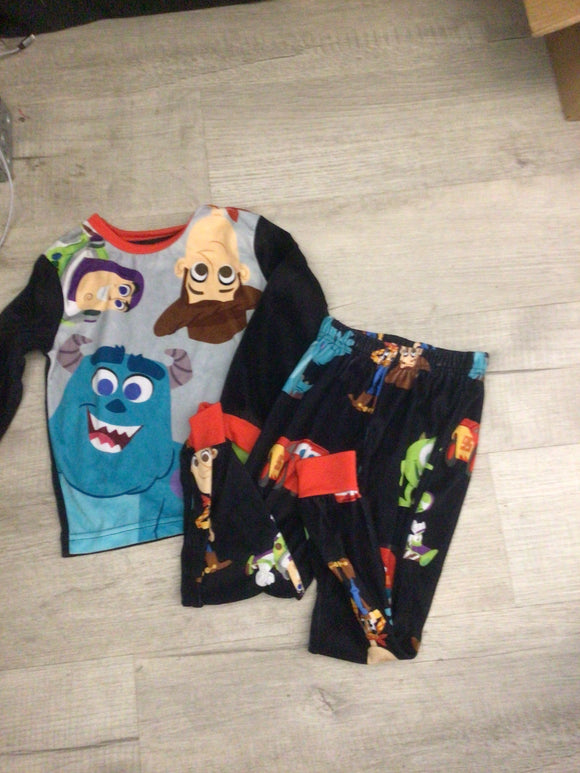 Pixar sleep set- 4/5T