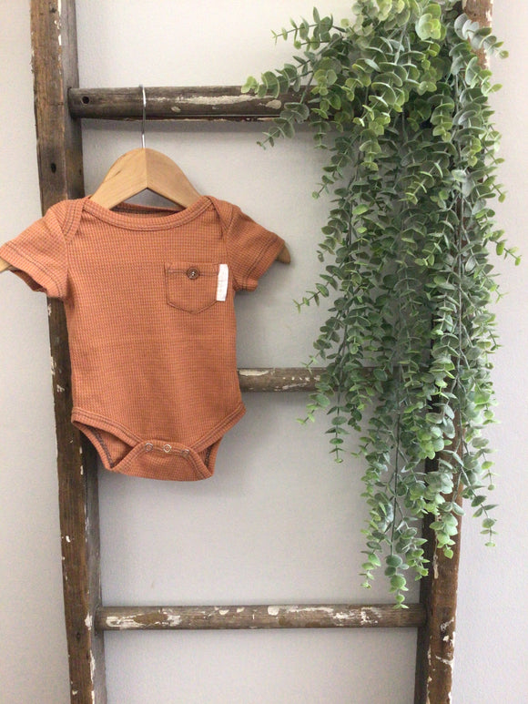 Tahari baby waffle onesie-0/3M