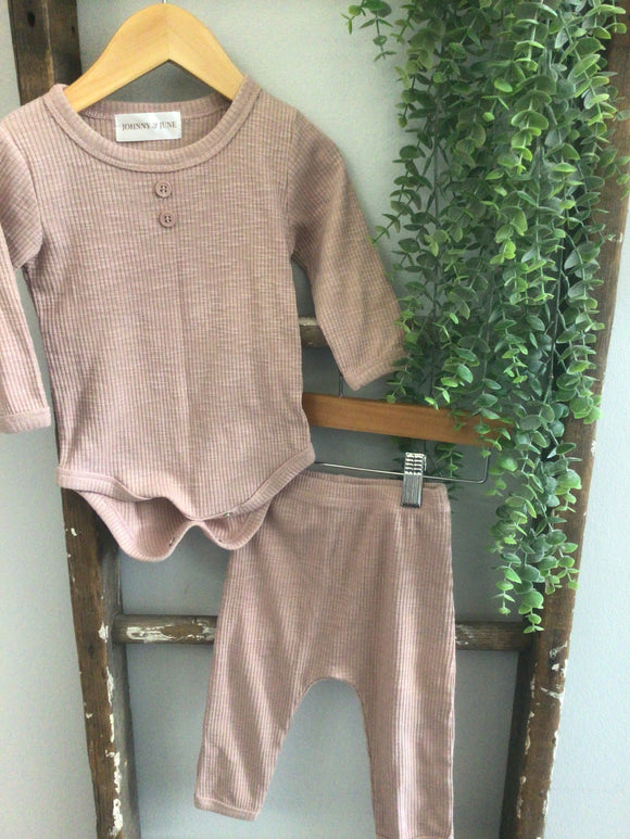 Light mauve onesie set-12M