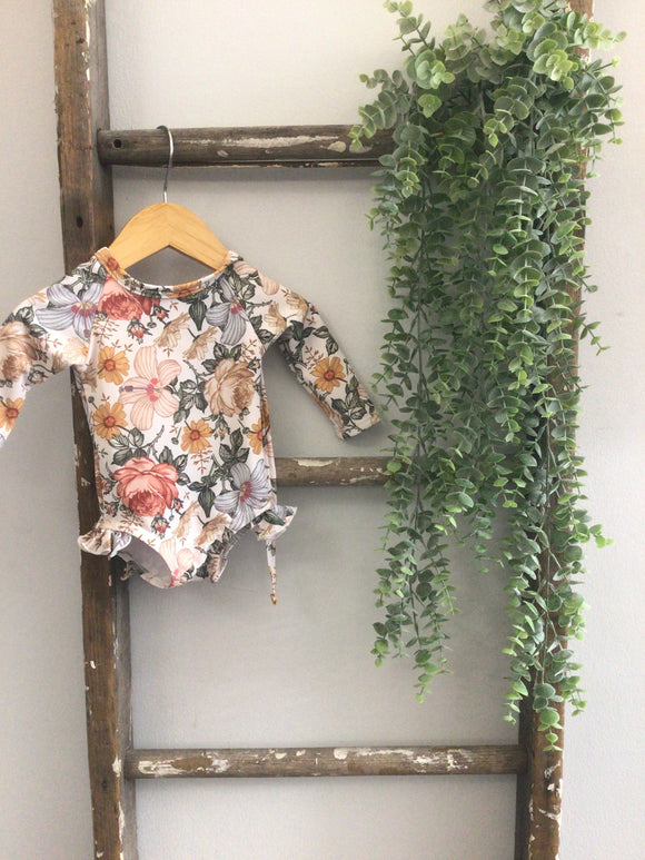 Kennedy&Co floral rash guard-3/6M