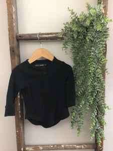 Black Lenox James button long sleeve-6/12m