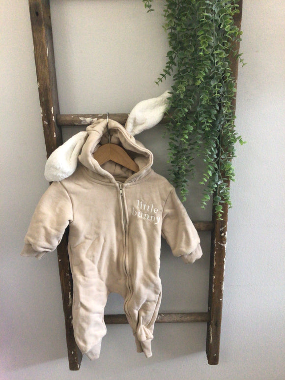 Blossom + pear little bunny outfit-1Y
