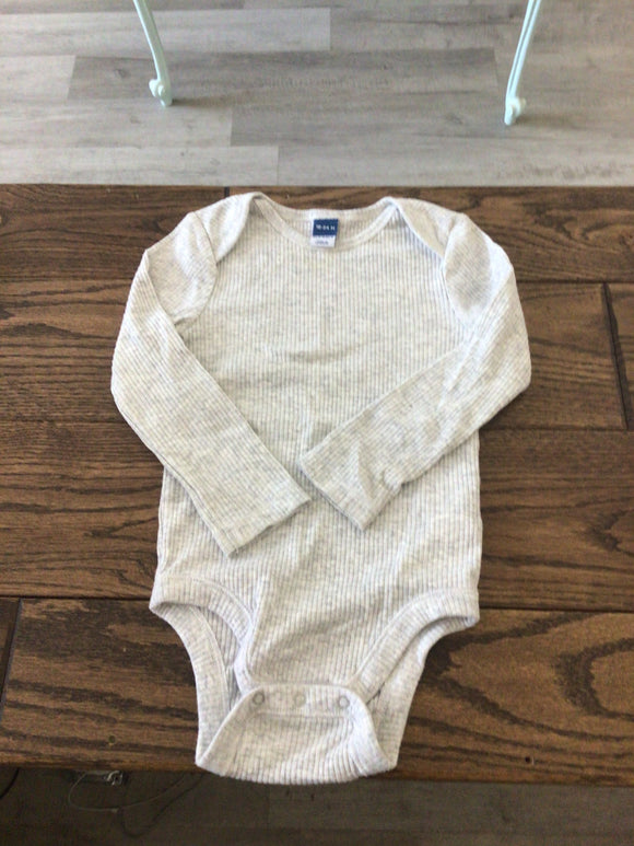 Grey old navy onesie- 18/24M