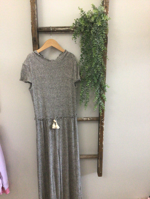 Grey ribbed jumper-10/12