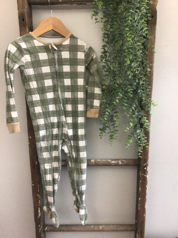 Green checkered sleeper- 24M