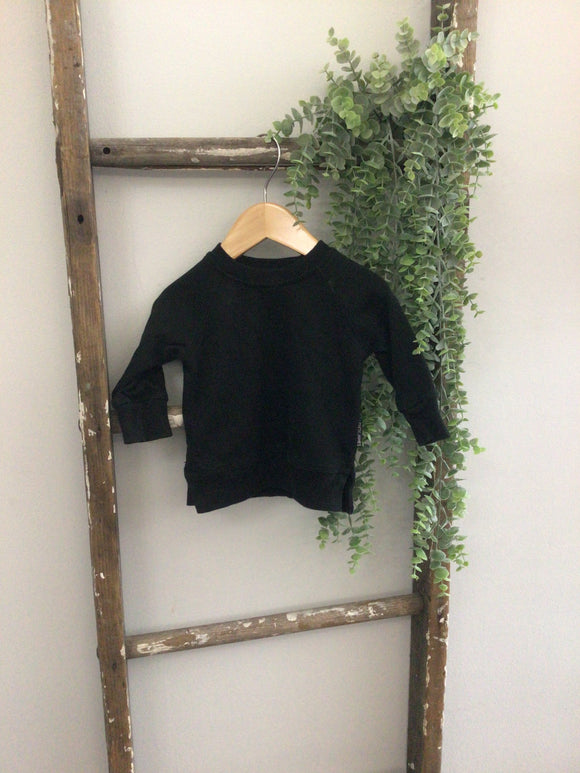 Lenox James black pullover- 6/12M
