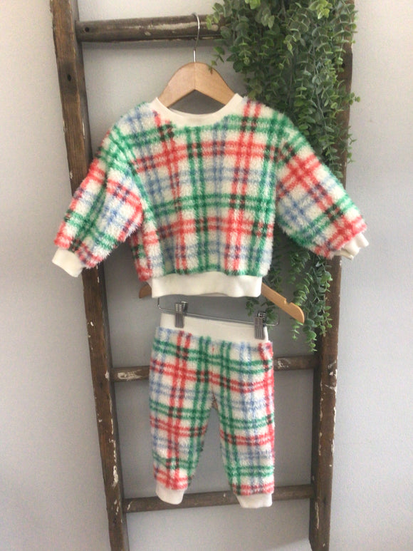 Cat&Jack fluffy checkered sweat set- 12M