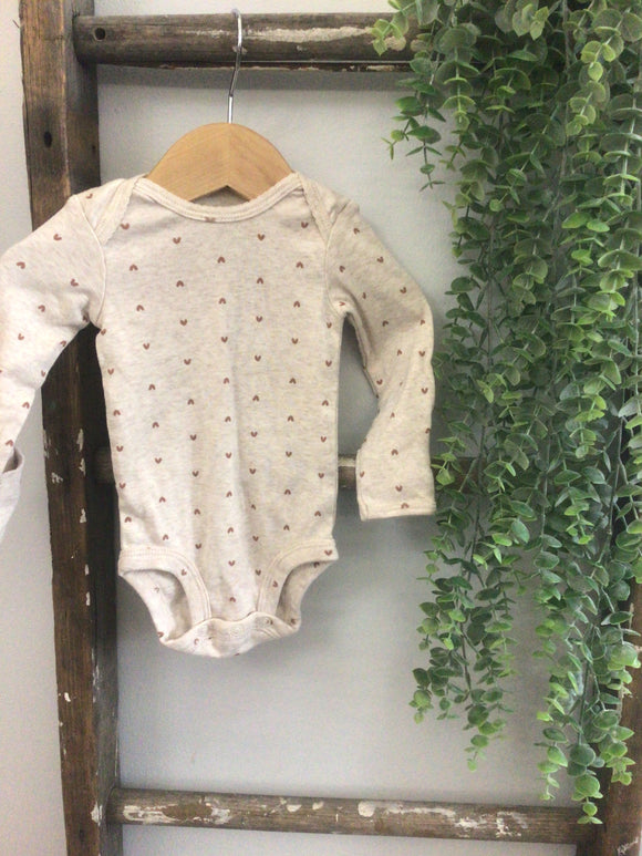 Tan heart onesie-3M