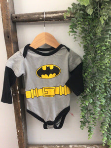 Batman onesie-6/9m