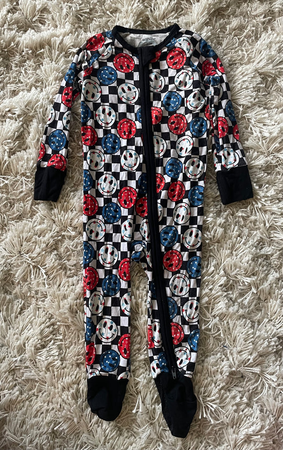 Bundles & Bliss Patriotic Smiley Bamboo Sleeper - 12/18M