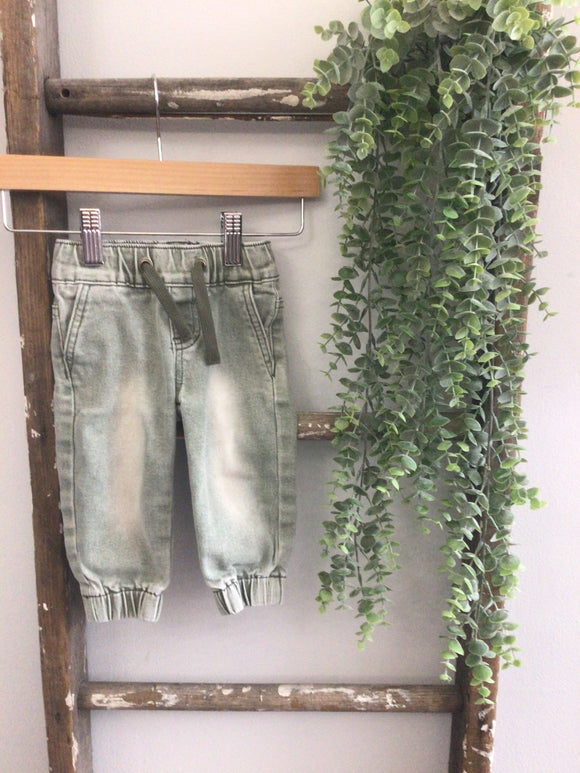 Little Bipsy green jean jogger-3/6M
