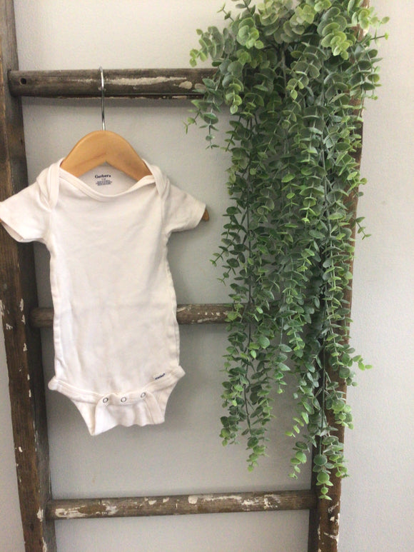White onesie-12m