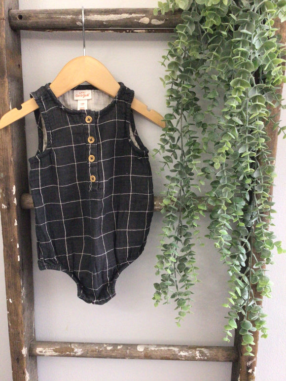 Cat&Jack charcoal bubble romper-12M