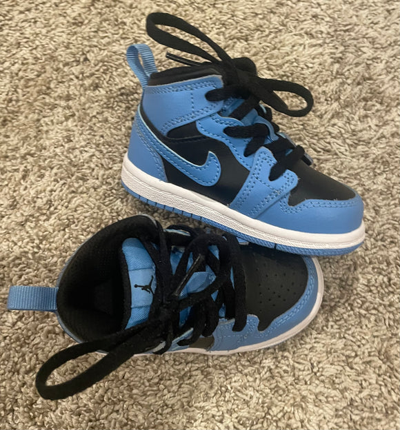 Nike High Tops 5C