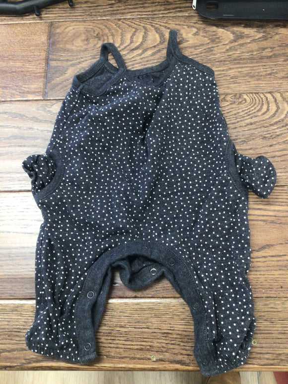 0-3M black romper with dots