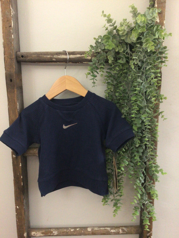 Navy rainbow Nike top-12m