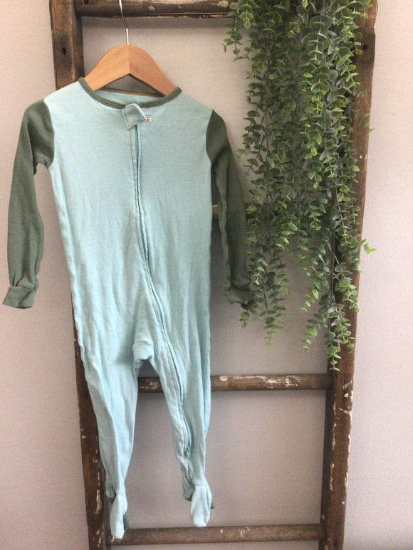 Teal/green sleeper- 24M