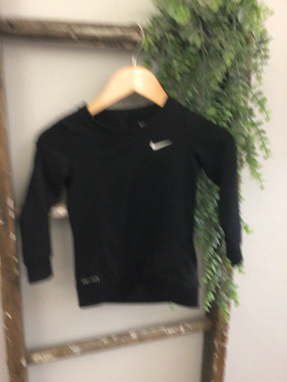 Black Nike pullover- 18M