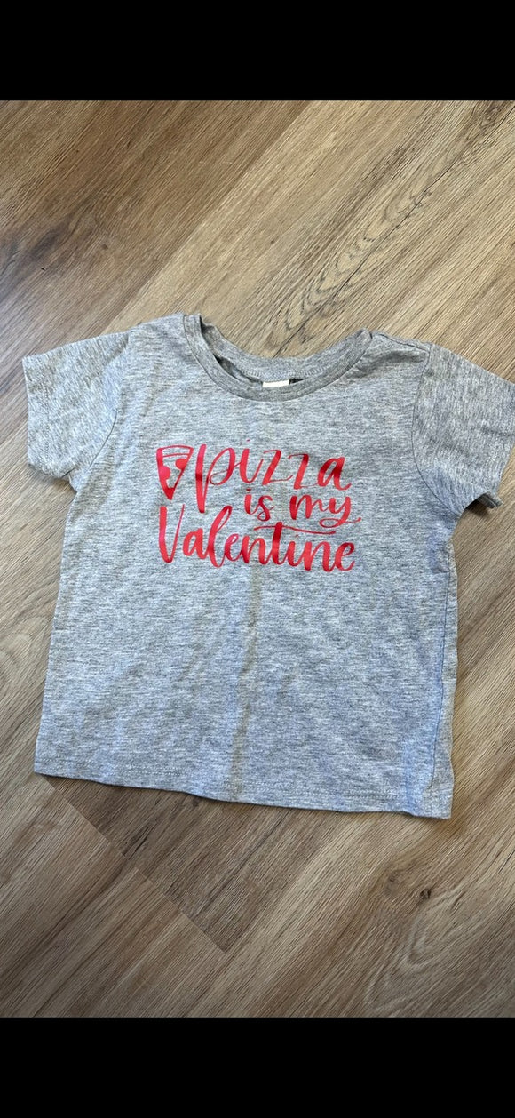 Pizza is my valentine tee - 18M