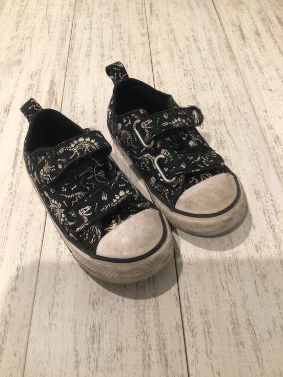 Dino converse-7