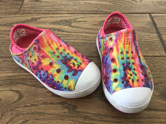 Sketcher tie dye slip ons-7