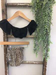Black short leopard outfit-12M