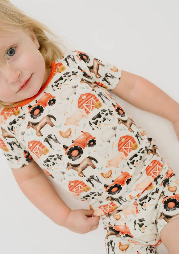 Little Red Barnyard Short Set