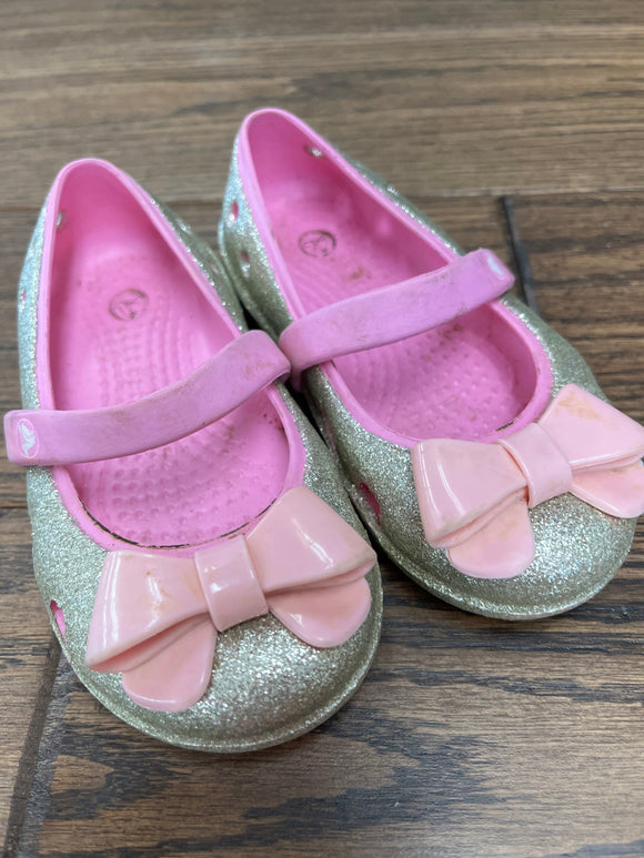 glitter croc pink bow shoes 7c