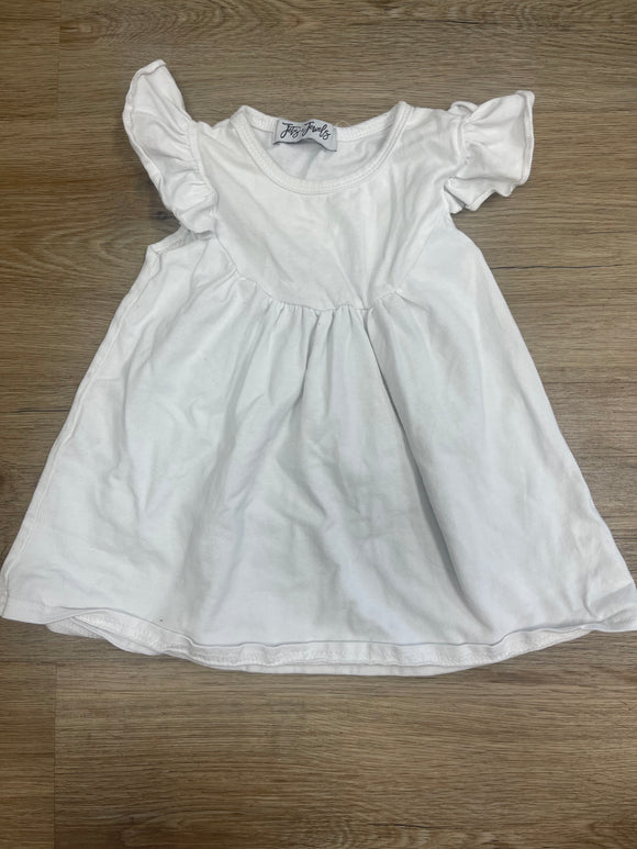 White flutter sleeve dress- 3/6M